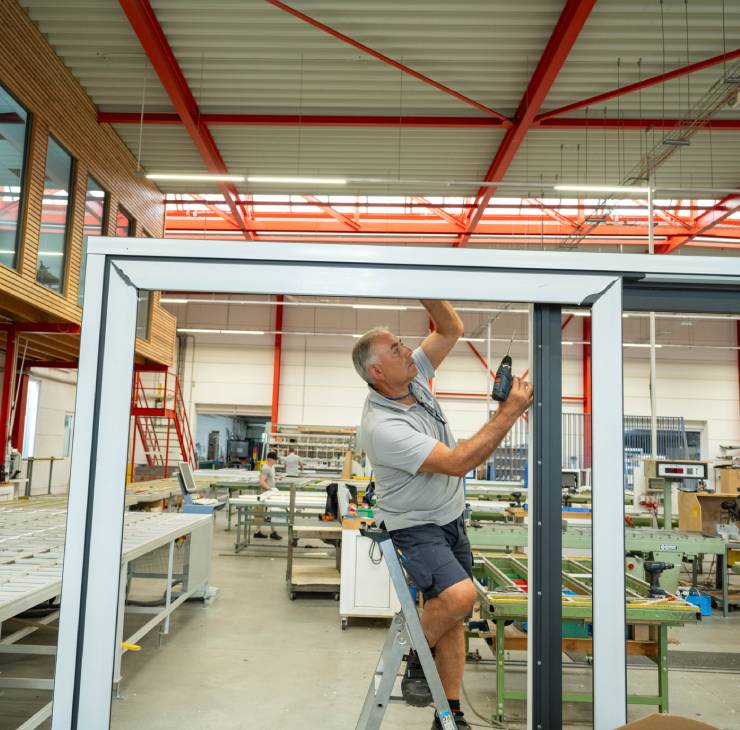 Präzise Kunststofffenster-Fertigung Made in Germany